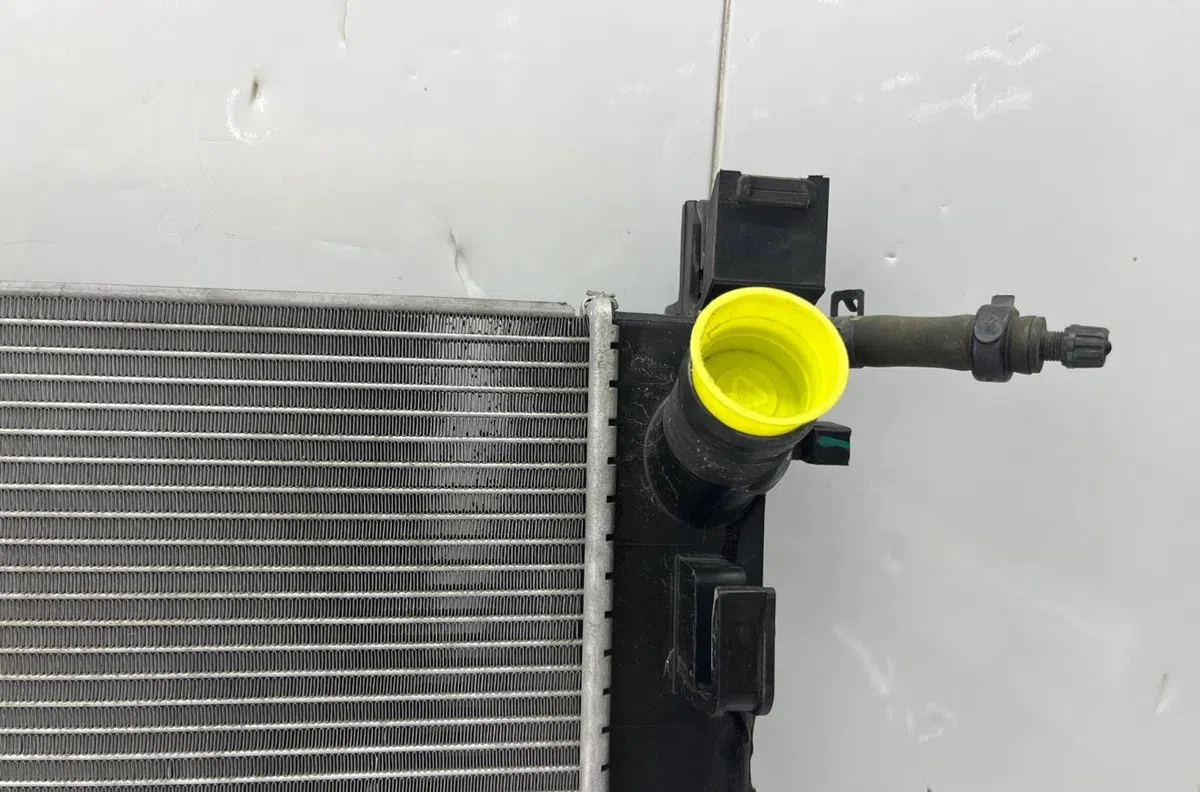 Radiateur RENAULT CLIO 4 PHASE 2 BREAK occasion