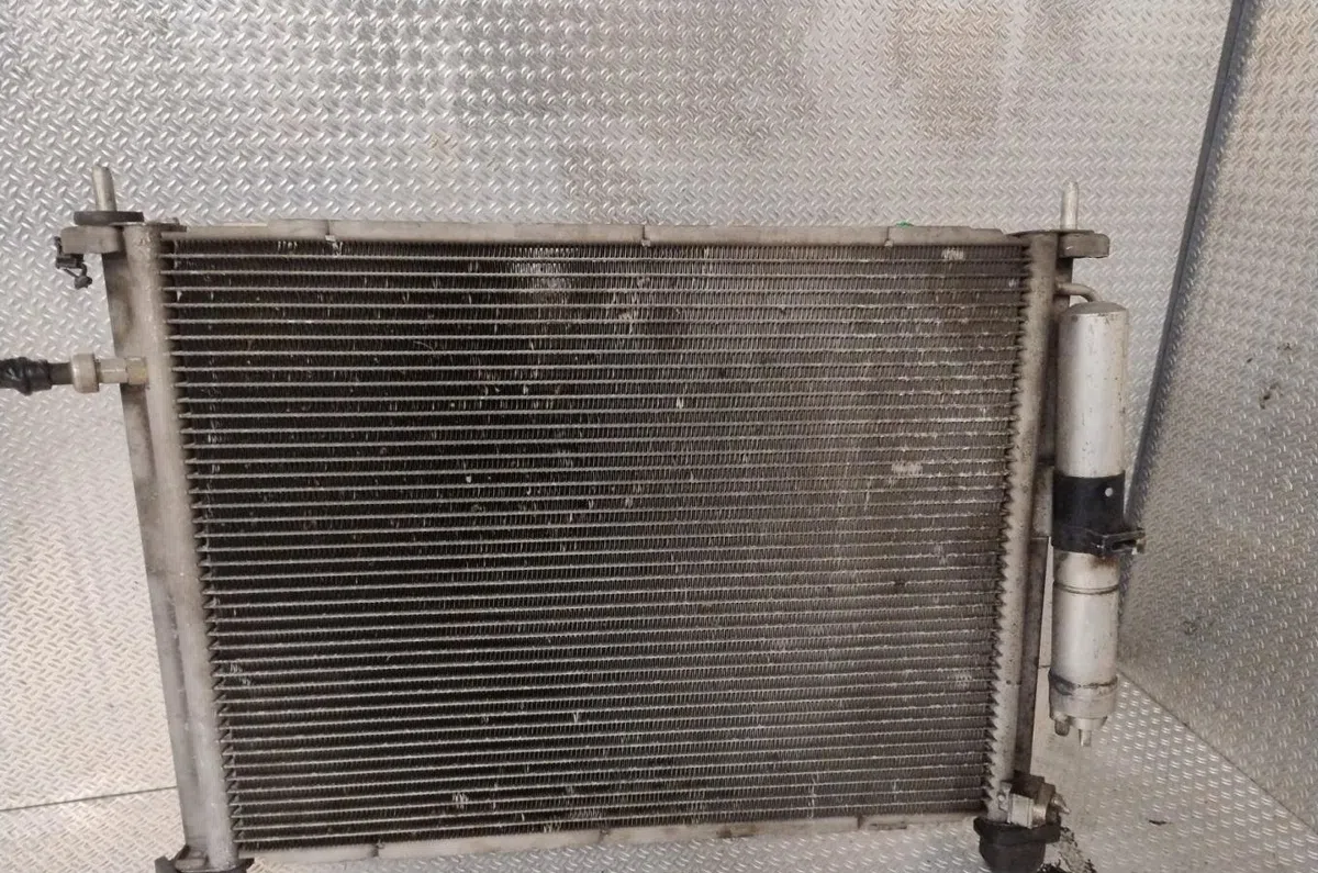 Radiateur Renault CLIO III (BR0-1, CR0-1) 1.5 dci (c-br0g, c-br1g) (2005-2012) 5 portes occasion