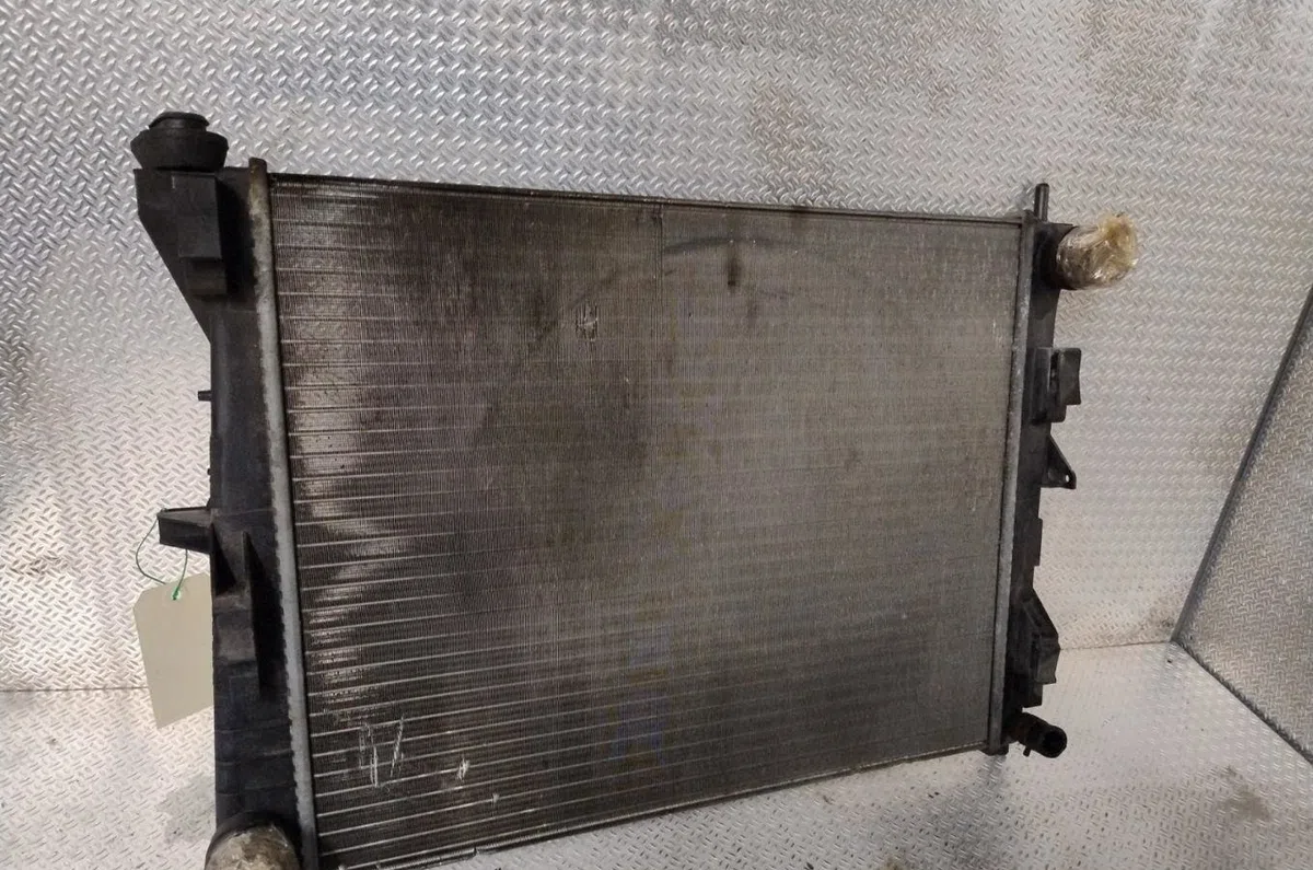 Radiateur Renault CLIO III (BR0-1, CR0-1) 1.5 dci (c-br0g, c-br1g) (2005-2012) 5 portes occasion
