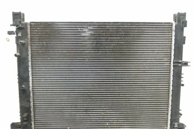 Radiateur Renault CLIO IV (BH_) 1.5 dci 75 (2012) 5 portes occasion