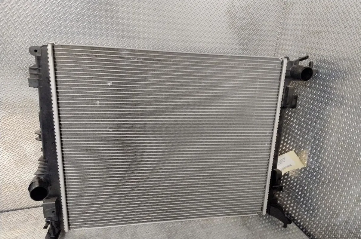 Radiateur RENAULT GRAND SCENIC 4  GRAND SCENIC 4 occasion