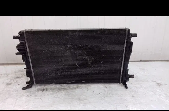Radiateur Renault GRAND SCÉNIC III (JZ0-1_) 1.9 dci (2009) occasion
