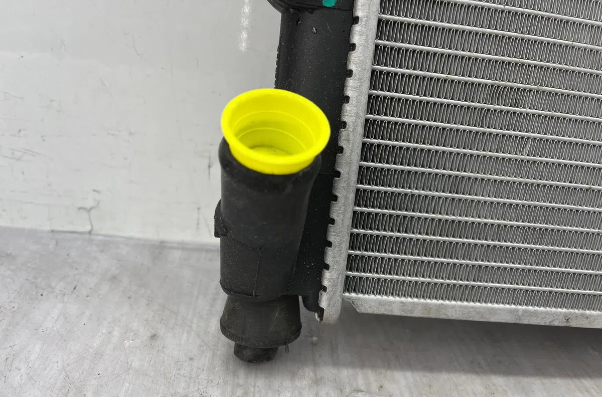 Radiateur RENAULT KANGOO 1 PHASE 1 occasion