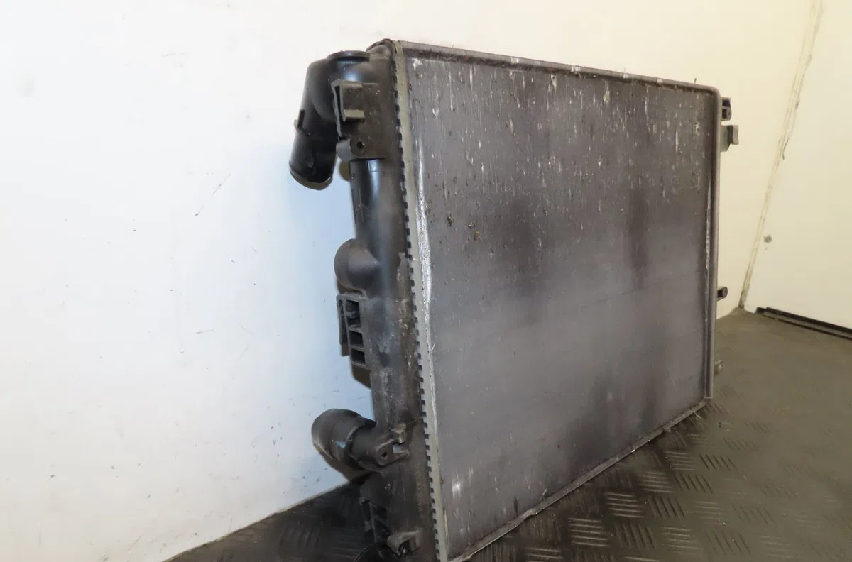 Radiateur Renault KANGOO Express (FC0-1_) 1.5 dci (fc07, fc1r) (2001) 4 portes occasion