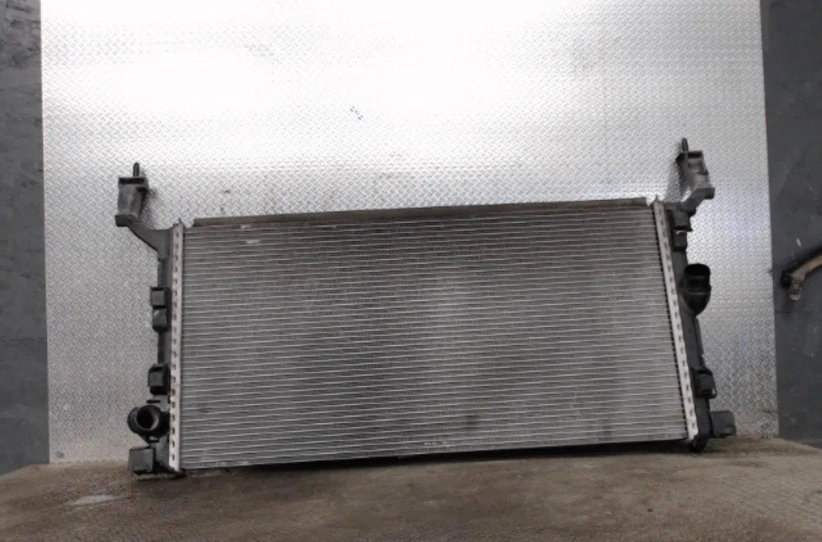 Radiateur RENAULT LAGUNA 3  LAGUNA 3 PHASE 1 occasion