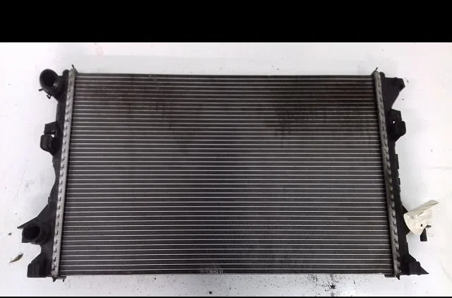 Radiateur Renault LAGUNA II (BG0-1_) 1.9 dci (bg1a, bg1w, bg0g) (2005-2007) occasion