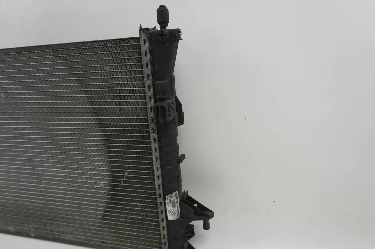 Radiateur Renault LAGUNA II Grandtour (KG0-1_) 2.2 dci (kg0f) (2001-2006) occasion