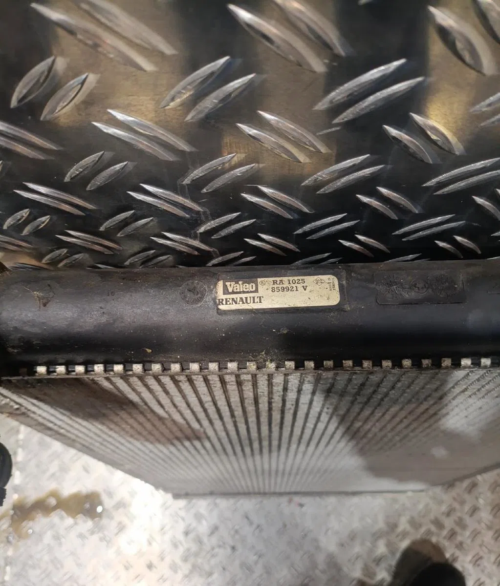 Radiateur RENAULT MASTER 2 PHASE 1 occasion