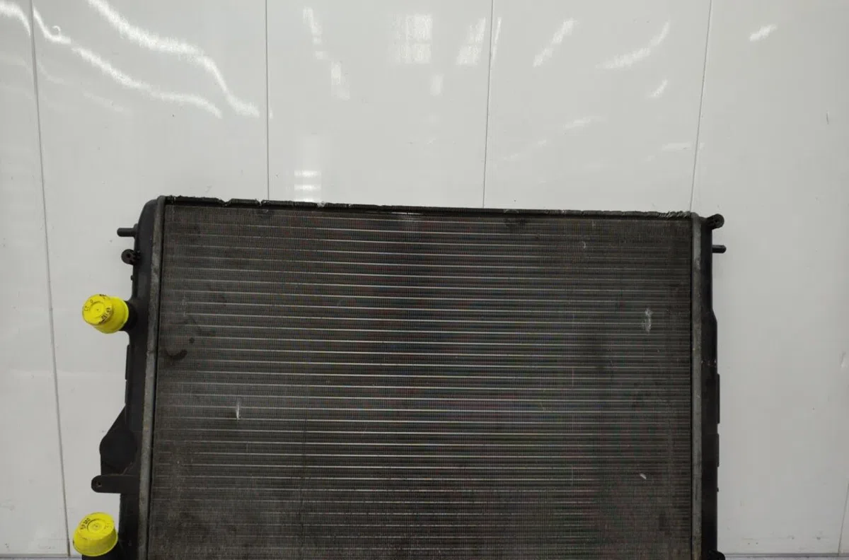 Radiateur RENAULT MEGANE 1 PHASE 2 occasion