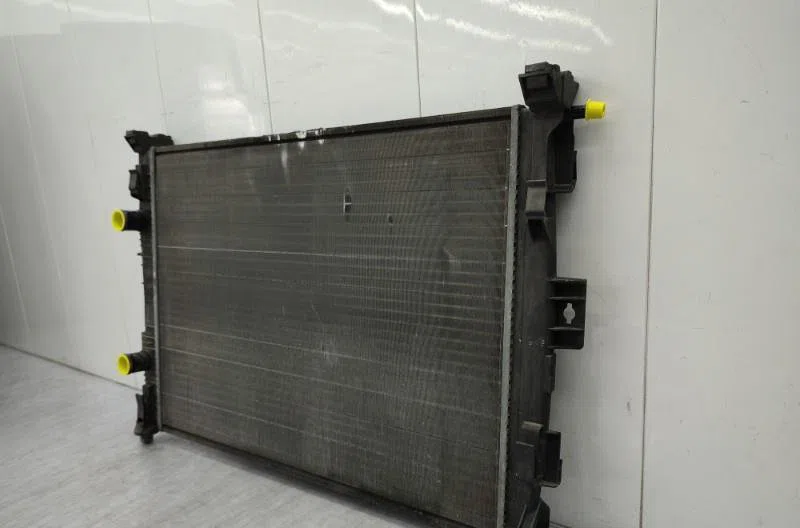 Radiateur RENAULT MEGANE 2 PHASE 1 occasion