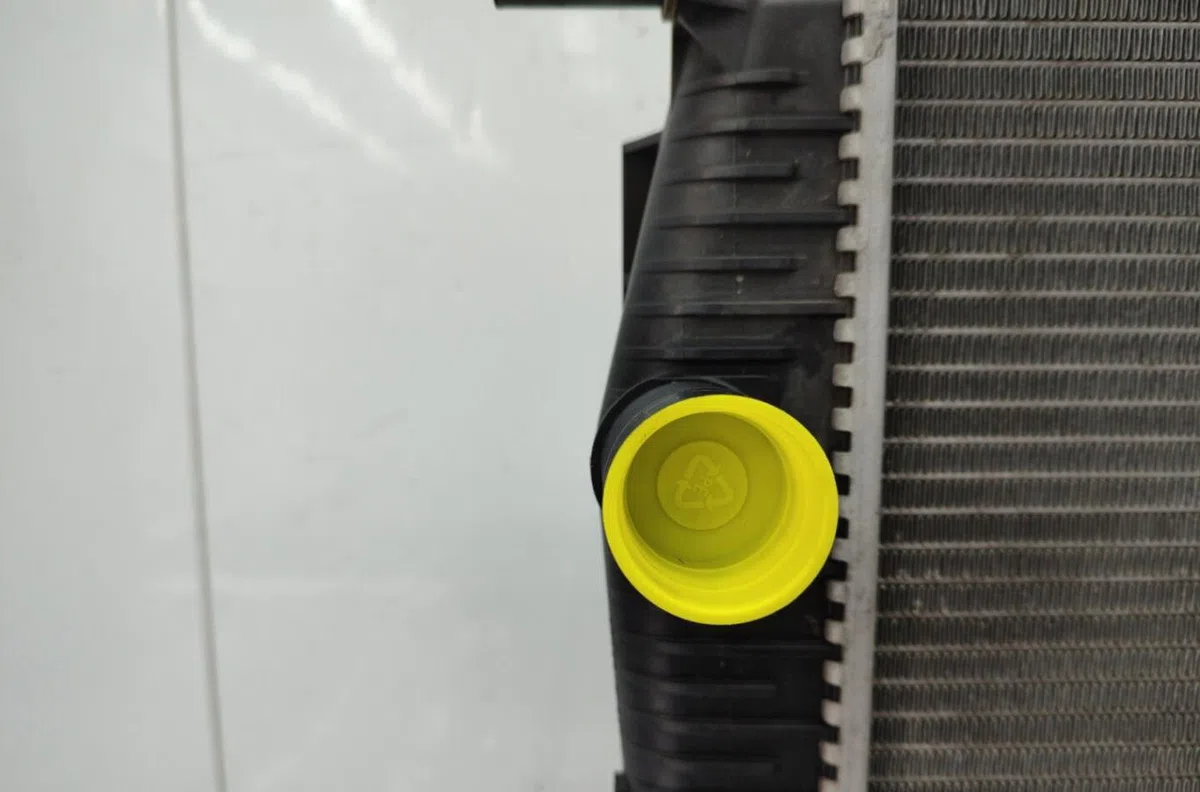 Radiateur RENAULT MEGANE 3 PHASE 1 BREAK occasion