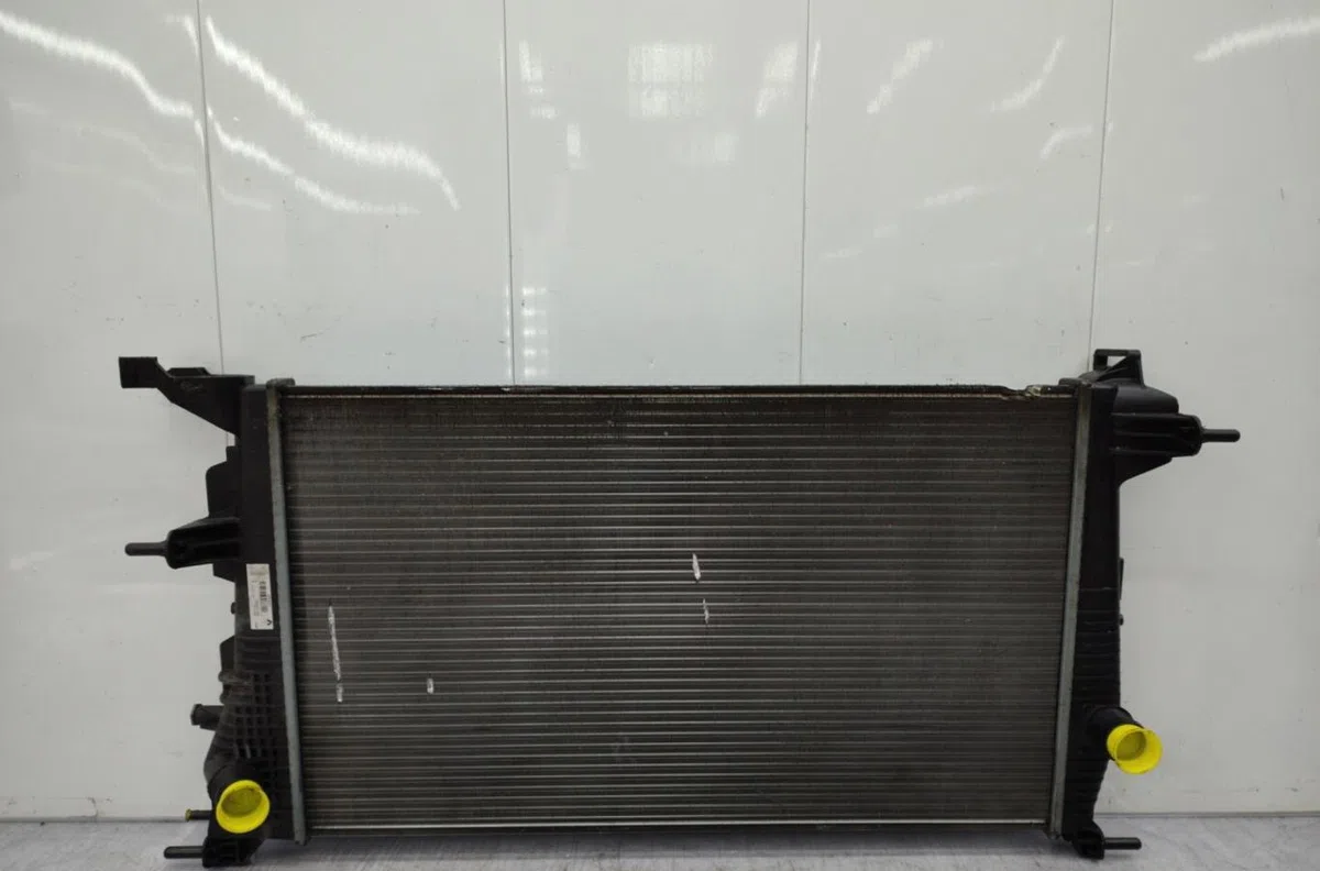 Radiateur RENAULT MEGANE 3 PHASE 2 occasion