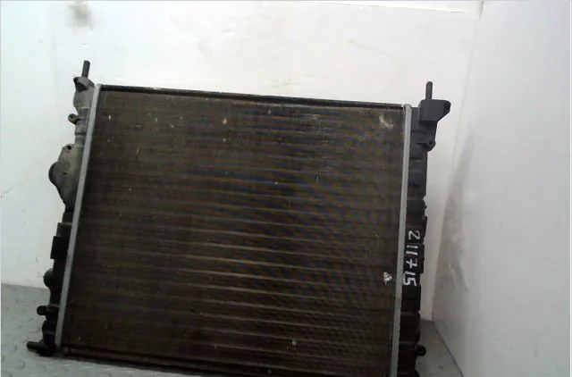 Radiateur Renault MEGANE I (BA0-1_) 1.4 16v (ba0d, ba1h, ba0w, ba10) (1999-2003) occasion