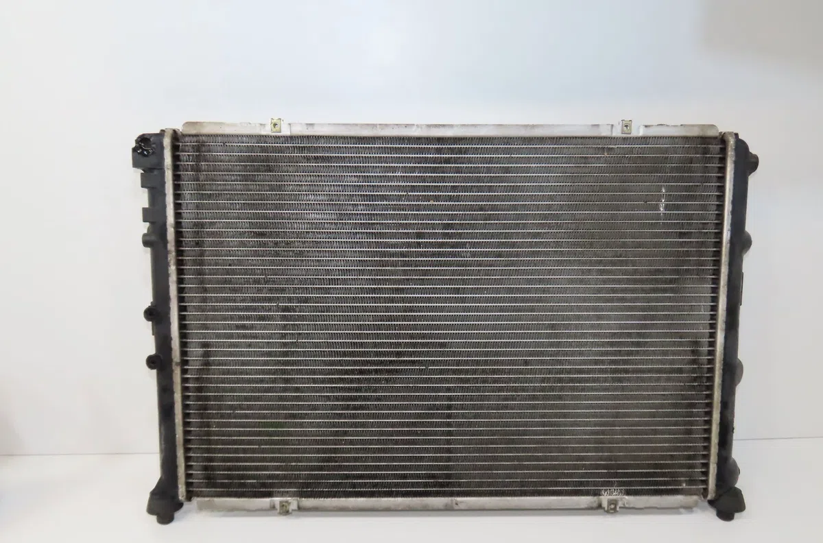 Radiateur Renault MEGANE I Coupé (DA0-1_) 1.6 e (da0f) (1996-1999) occasion