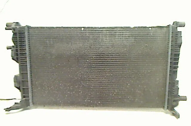 Radiateur Renault MEGANE III 3-5 portes (BZ0-1_, B3_) 1.5 dci (bz09, bz0d, bz1w, bz29, bz14) (2009) 5 portes occasion