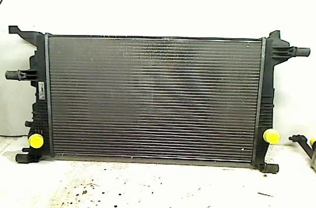 Radiateur Renault MEGANE III 3-5 portes (BZ0-1_, B3_) 1.5 dci (bz09, bz0d, bz1w, bz29, bz14) (2009) 5 portes occasion
