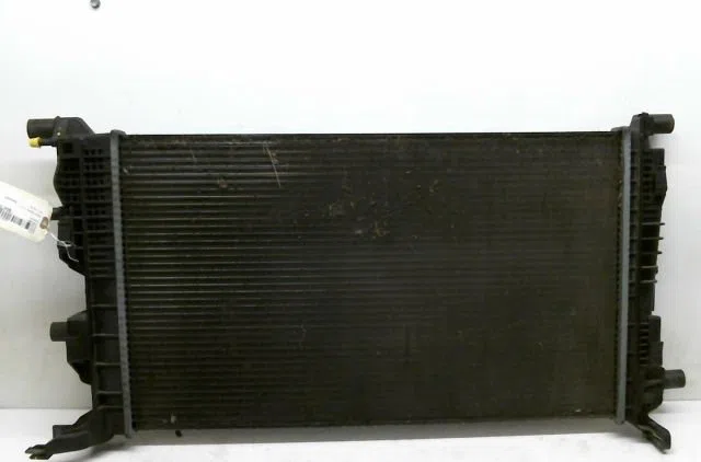 Radiateur Renault MEGANE III 3-5 portes (BZ0-1_, B3_) 1.5 dci (bz0c) (2008-2015) 5 portes occasion