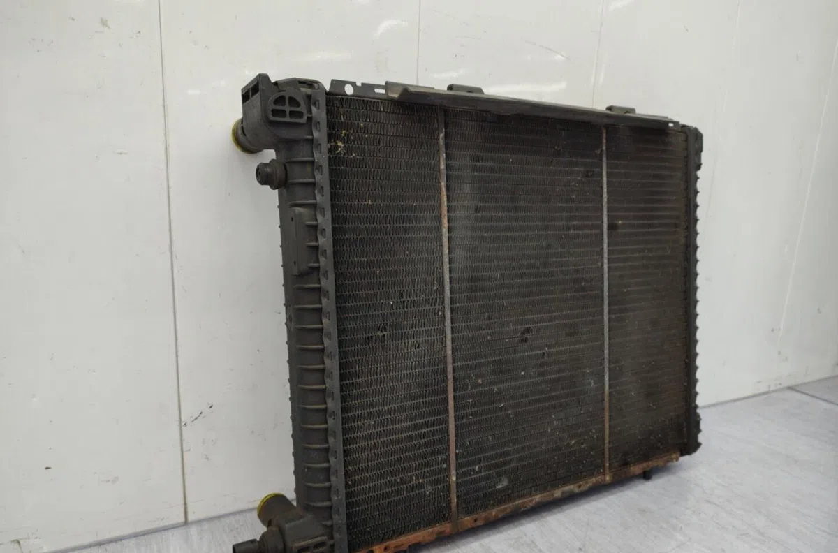 Radiateur RENAULT R19 PHASE 2 occasion