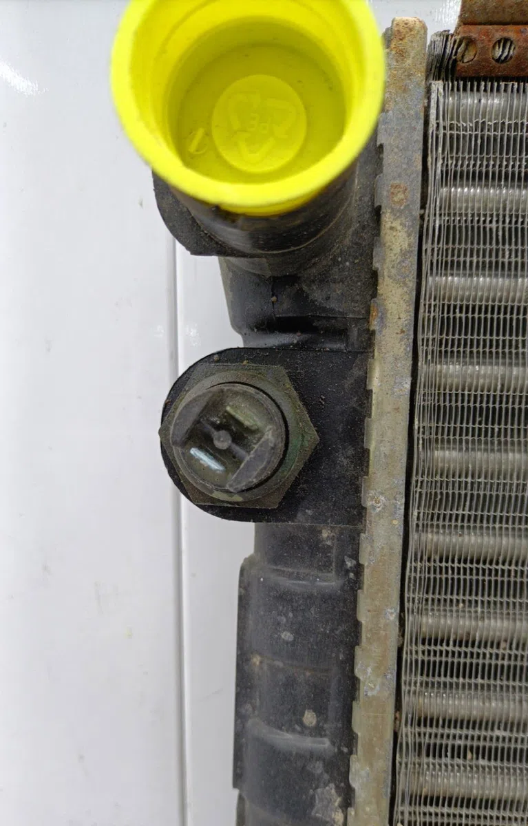 Radiateur RENAULT R5 PHASE 2 occasion