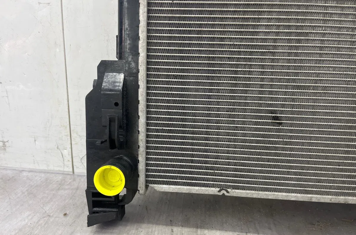 Radiateur RENAULT TRAFIC 3 COURT PHASE 1 occasion