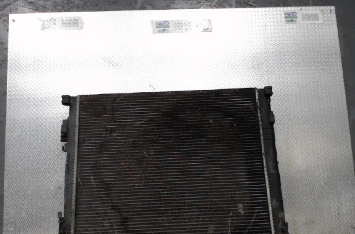 Radiateur Renault TRAFIC II Autobus-Autocar (JL) 1.9 dci 100 (jl0c) (2001-2006) occasion