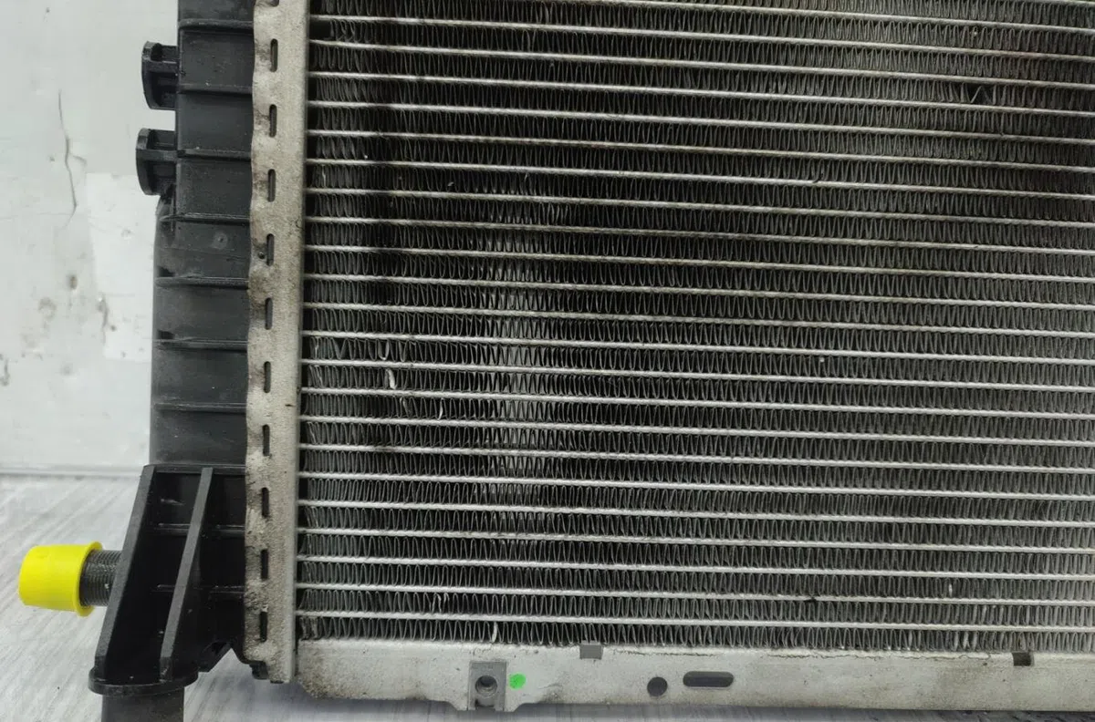 Radiateur RENAULT TWINGO 1 PHASE 2 occasion
