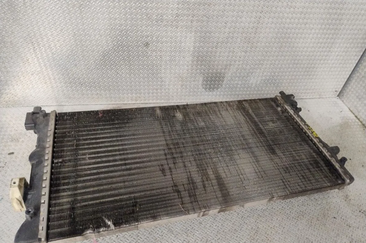 Radiateur Renault TWINGO I (C06_) 1.2 (c063, c064) (1993-1996) 3 portes occasion