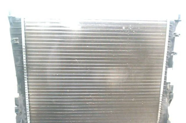 Radiateur Renault TWINGO II (CN0_) 1.2 16v (cn04, cn0a, cn0b) (2007-2014) 3 portes occasion
