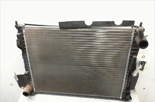 Radiateur Renault TWINGO II (CN0_) 1.2 16v (cn04, cn0a, cn0b) (2007-2014) 3 portes occasion