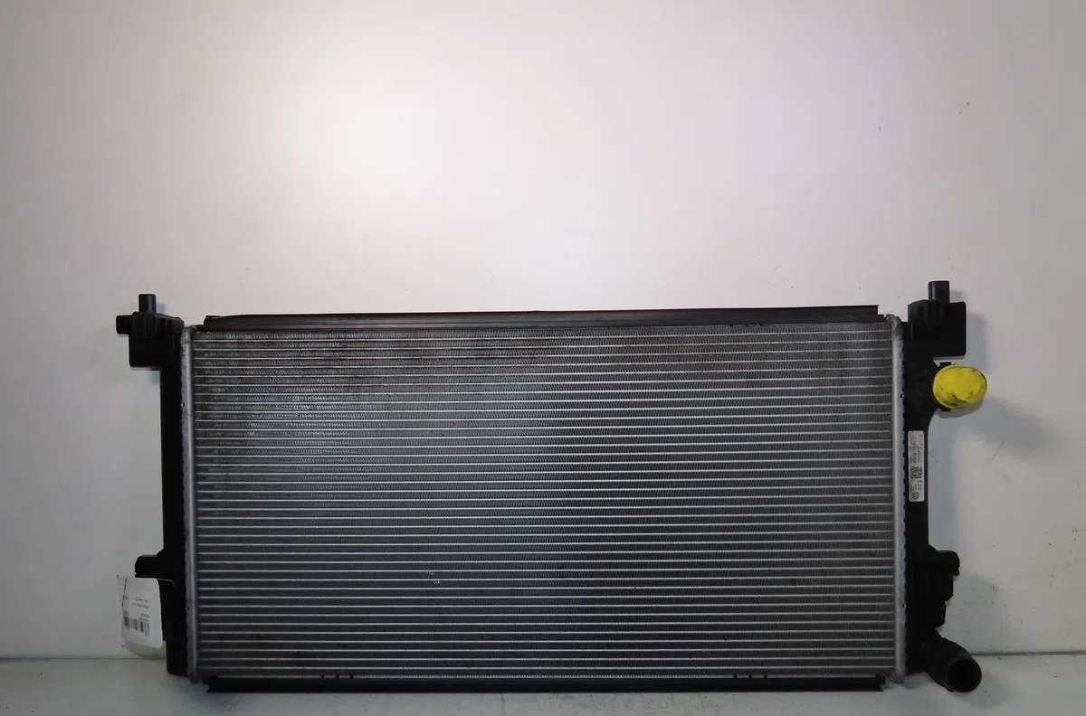 Radiateur SKODA OCTAVIA 2013 occasion
