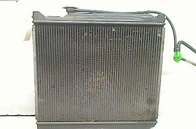 Radiateur Suzuki GRAND VITARA I (FT, HT) 2.0 4x4 (ta52, tl52, sq 420) (1998-2003) occasion