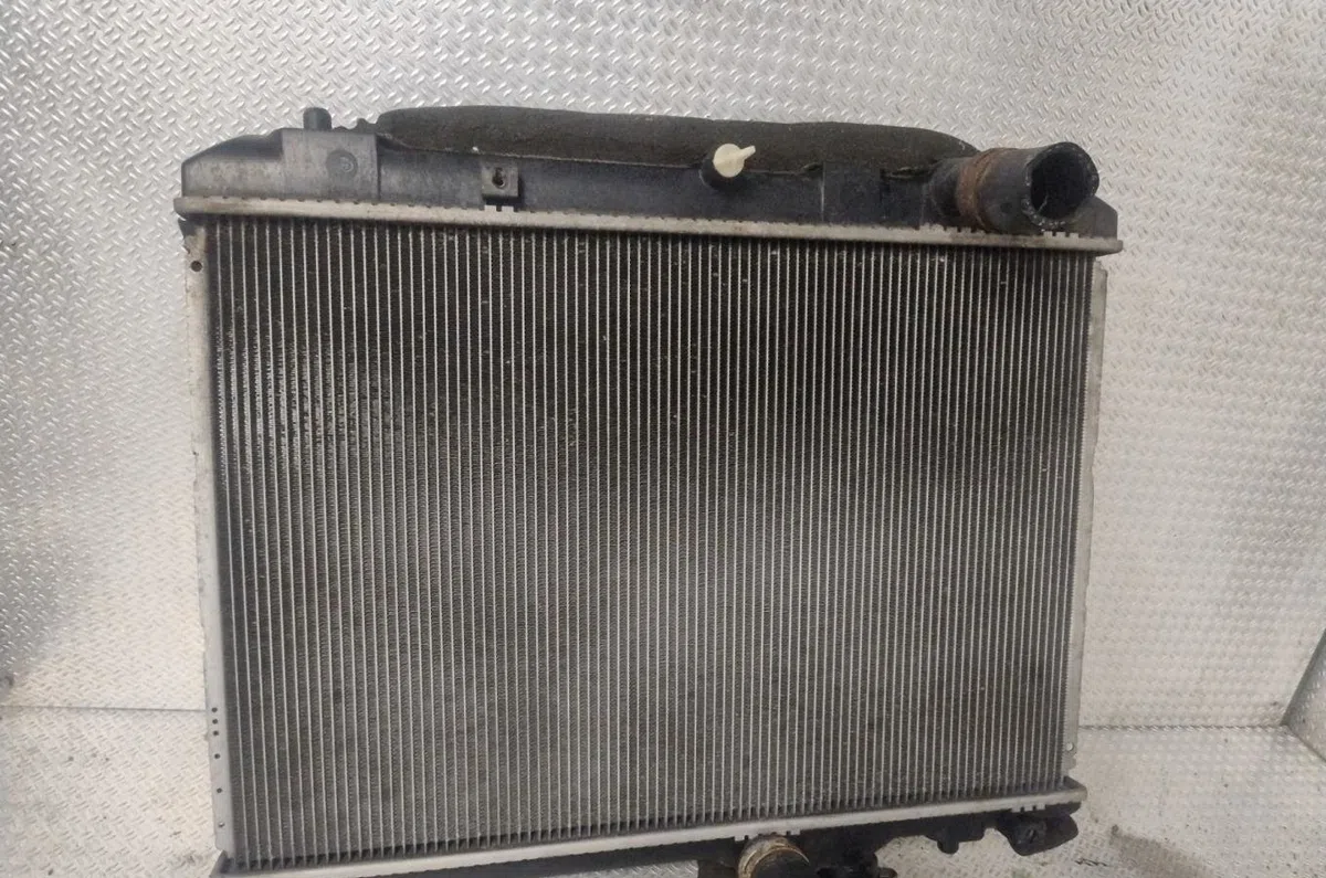 Radiateur Suzuki SWIFT III (MZ, EZ) 1.3 (rs 413) (2005) occasion