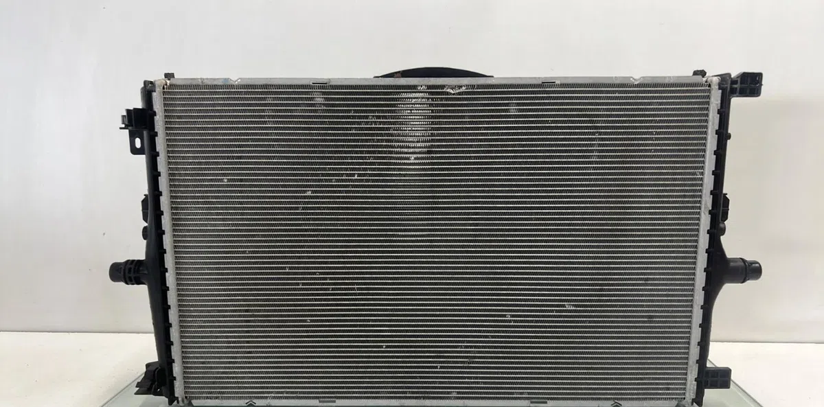 Radiateur TESLA MODEL Y occasion