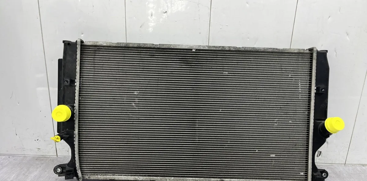 Radiateur TOYOTA AURIS 1 PHASE 1 occasion