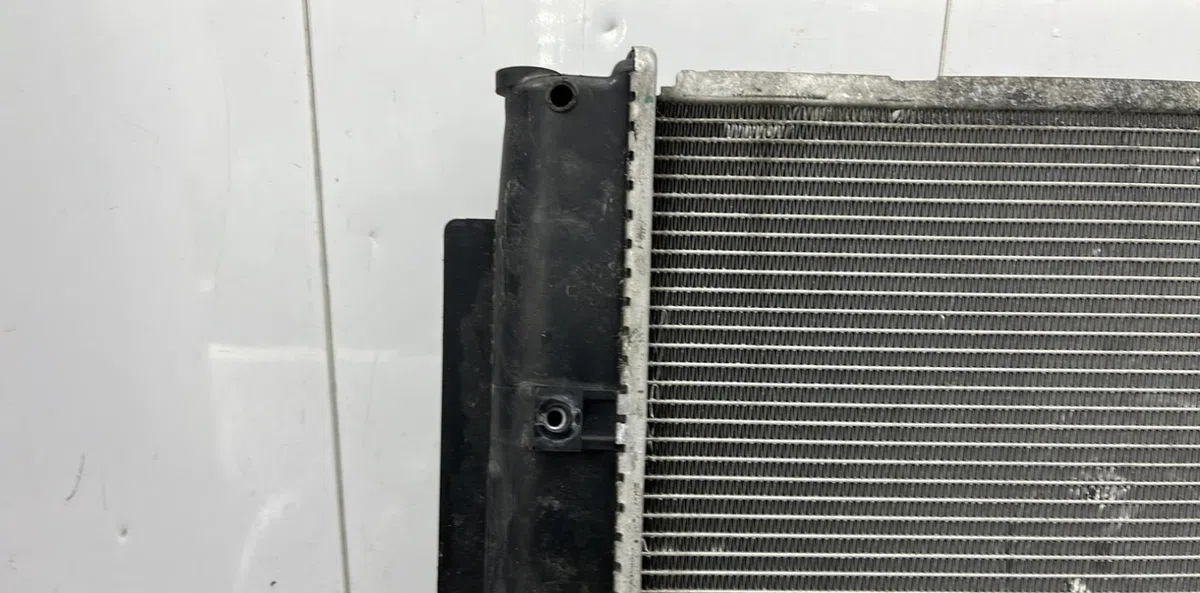 Radiateur TOYOTA AURIS 1 PHASE 1 occasion