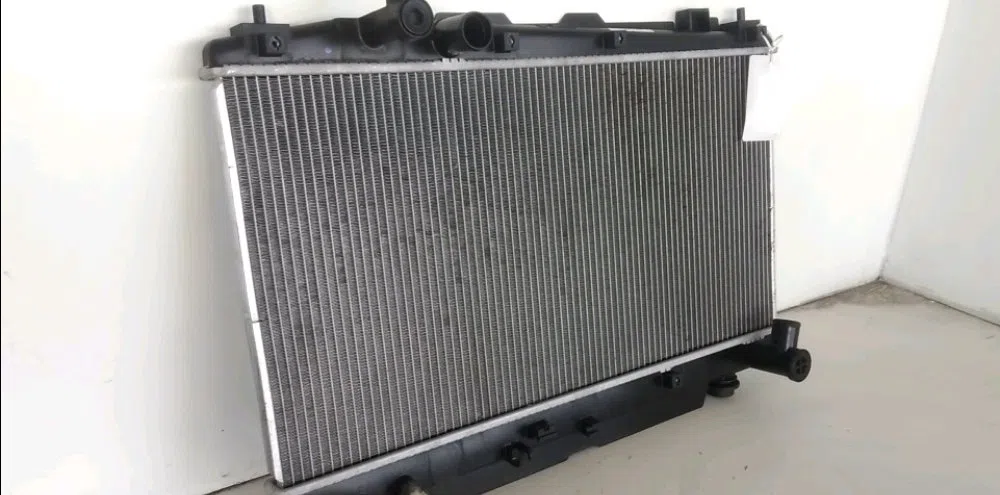 Radiateur Toyota RAV 4 II (_A2_) 2.0 4wd (aca21, aca20) (2000-2005) occasion