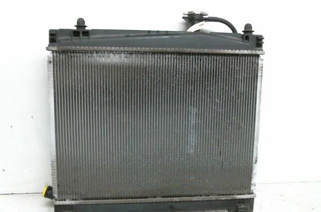 Radiateur Toyota VERSO S (_P12_) 1.33 (nsp120_) (2010-2016) occasion