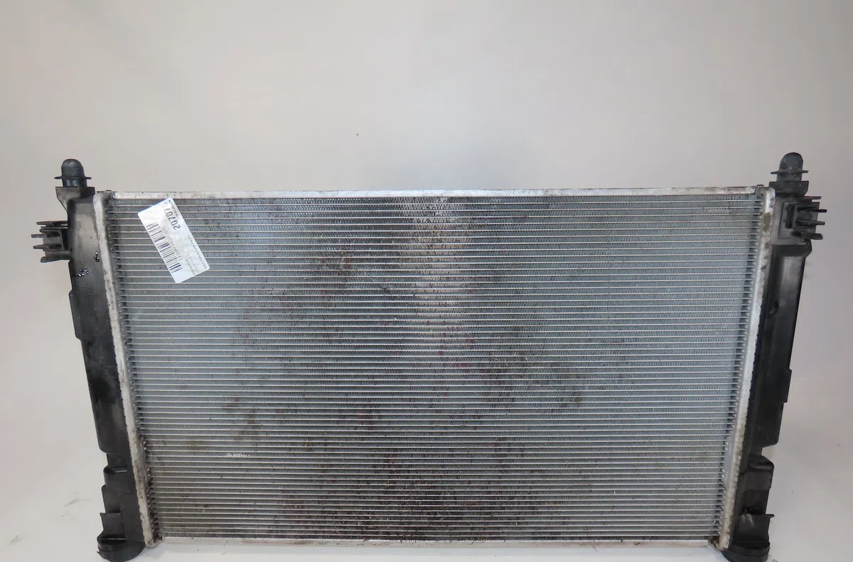 Radiateur Toyota YARIS (_P21_, _PA1_, _PH1_) 1.5 hybrid (mxph10, mxph11) (2020) 5 portes occasion