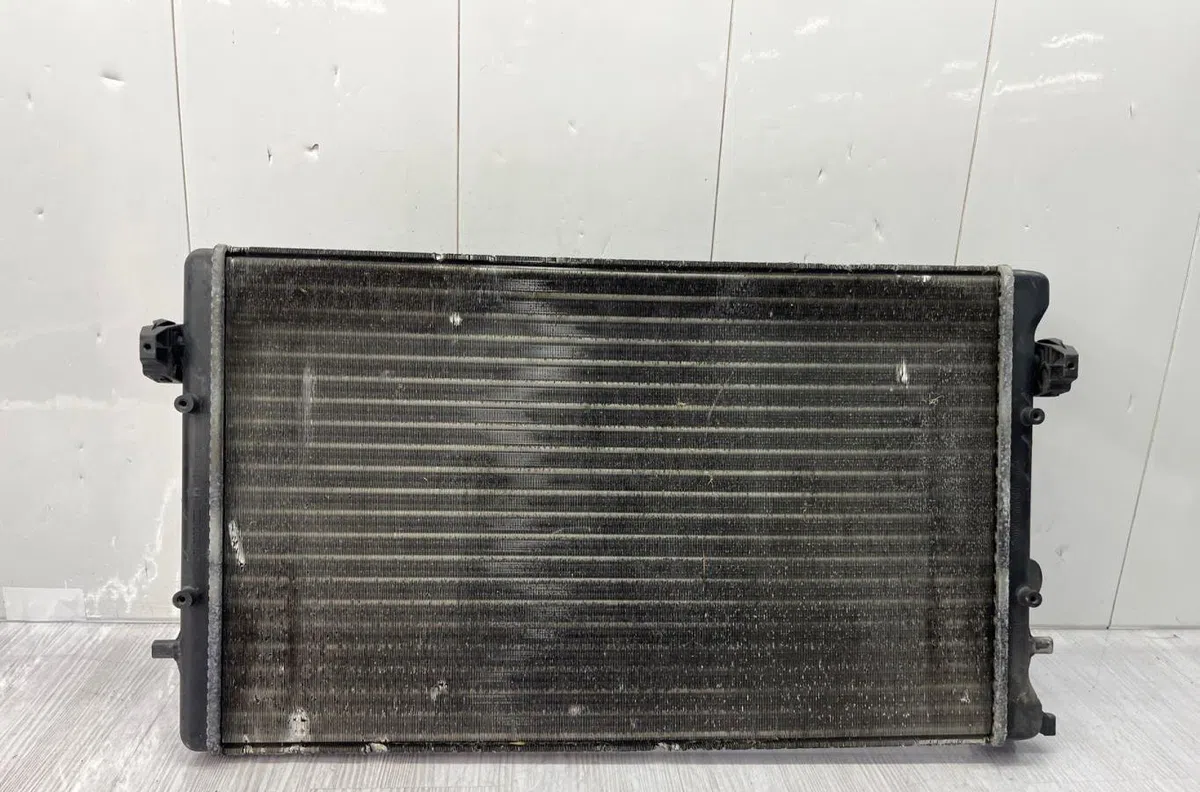 Radiateur VOLKSWAGEN BORA occasion