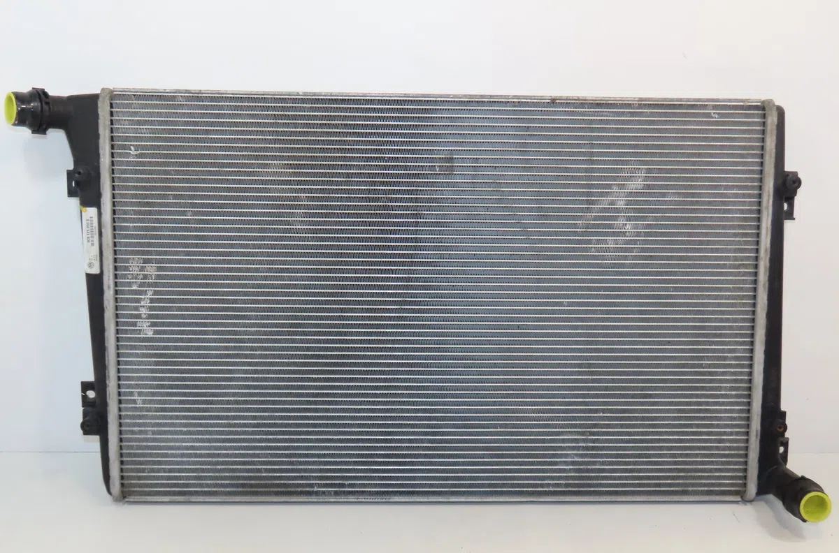 Radiateur Volkswagen CADDY III Camionnette-Monospace (2KA, 2KH, 2CA, 2CH) 1.9 tdi 4motion (2008-2010) occasion