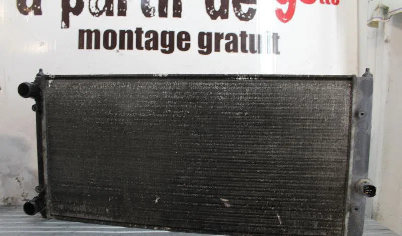 Radiateur VOLKSWAGEN GOLF 3 BREAK occasion