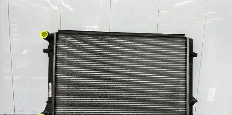 Radiateur VOLKSWAGEN GOLF 5 occasion