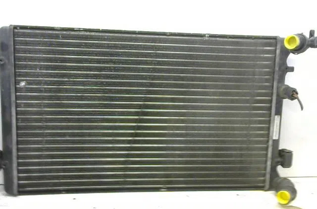 Radiateur Volkswagen GOLF IV (1J1) 1.6 16v (2000-2005) occasion