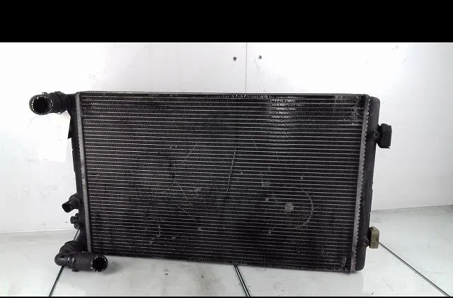 Radiateur Volkswagen GOLF IV (1J1) 3.2 r32 4motion (2002-2005) occasion