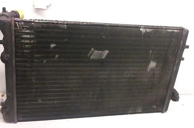 Radiateur VOLKSWAGEN GOLF occasion