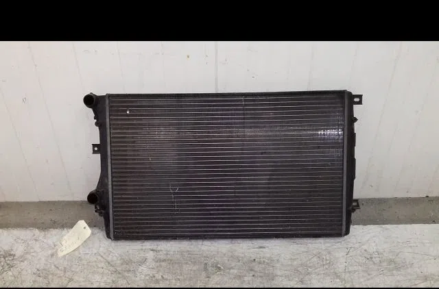 Radiateur Volkswagen GOLF PLUS V (5M1, 521) 1.9 tdi (2005-2009) 5 portes occasion