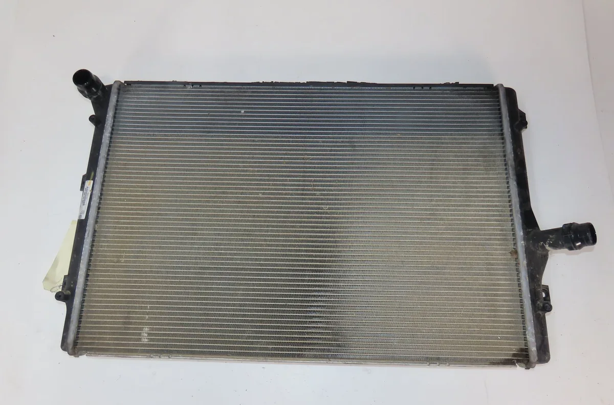 Radiateur Volkswagen GOLF VI (5K1) 1.6 tdi (2009-2012) 5 portes occasion