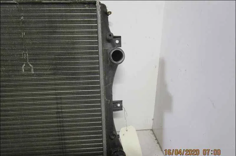 Radiateur VOLKSWAGEN JETTA III occasion
