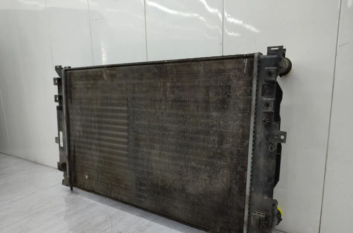 Radiateur VOLKSWAGEN PASSAT 4 PHASE 1 BREAK occasion