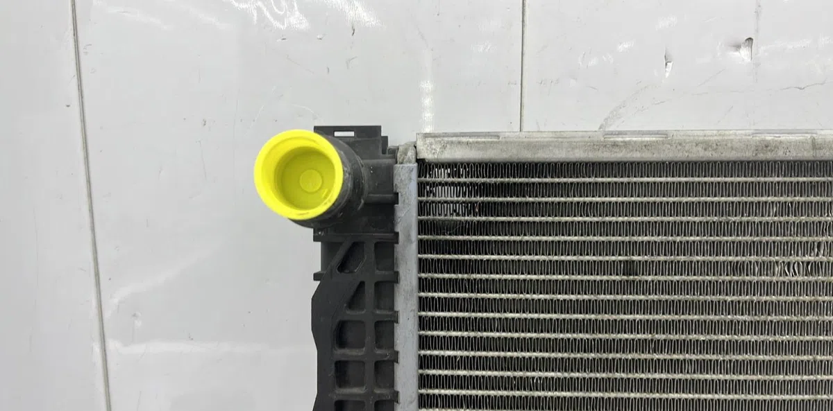 Radiateur VOLKSWAGEN PASSAT 4 PHASE 2 occasion